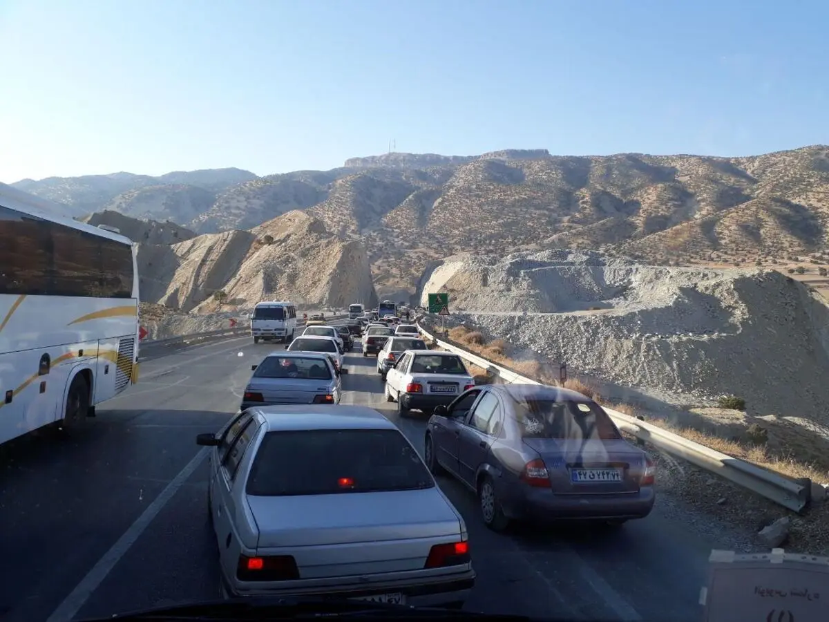 ترافیک پرحجم در محور‌های منتهی به خوزستان