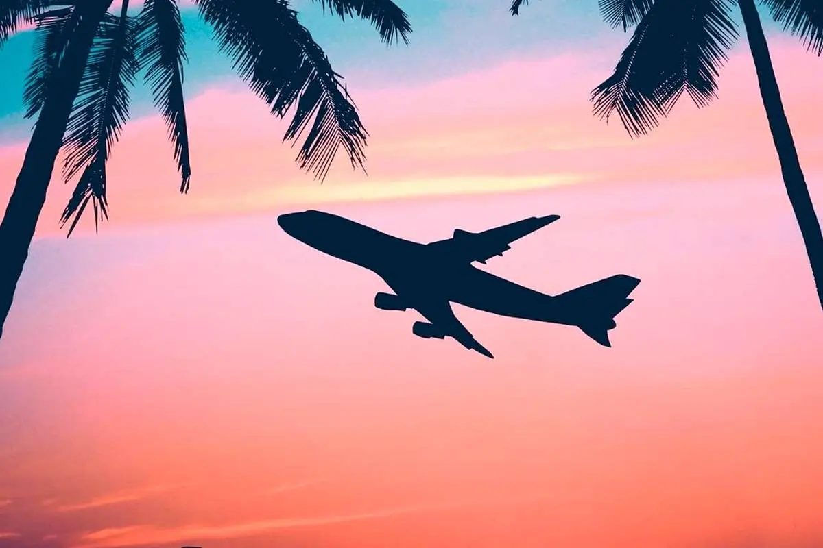 خرید بلیط هواپیما حضوری یا اینترنتی؟