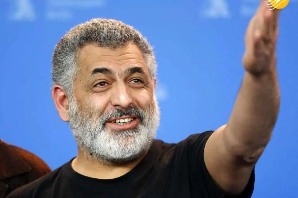 (ویدئو) پاسخ تند مانی حقیقی به سوالات سیاسی خبرنگاران