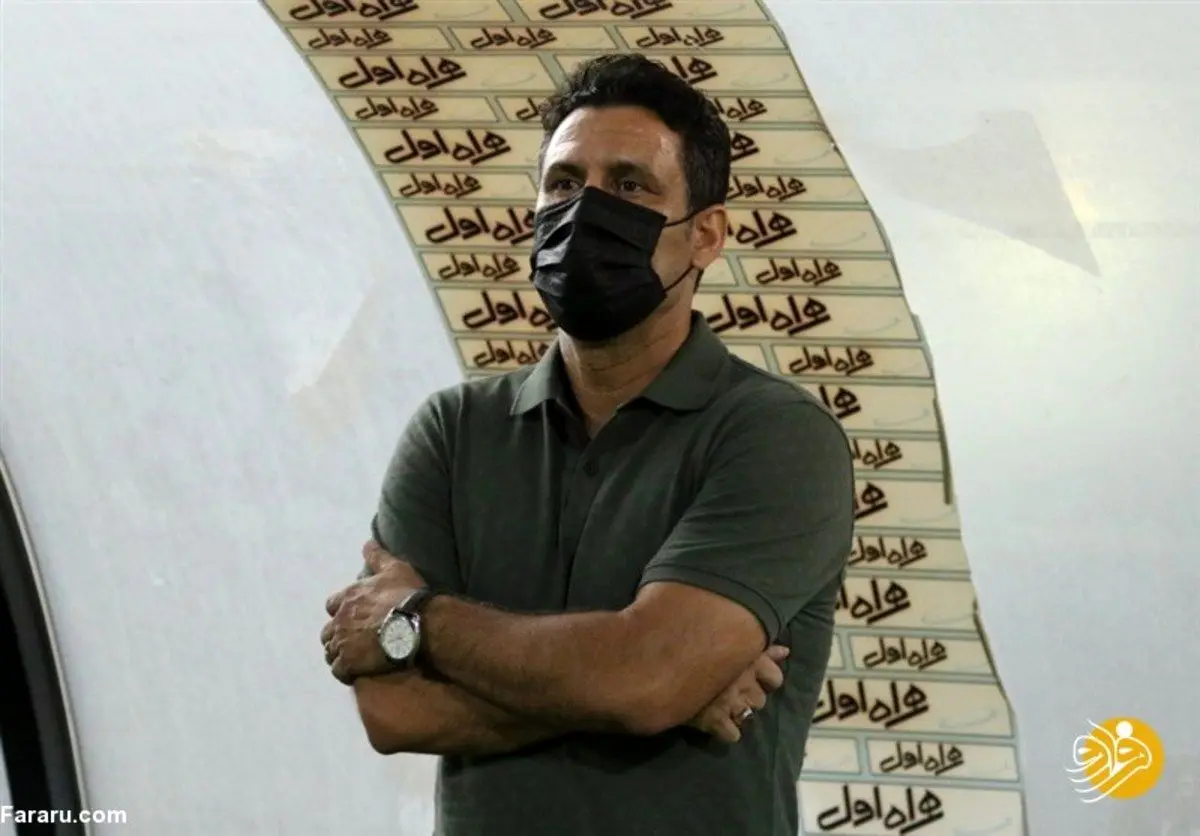 (عکس) مهدی تارتار بر سر مزار حاج قاسم سلیمانی