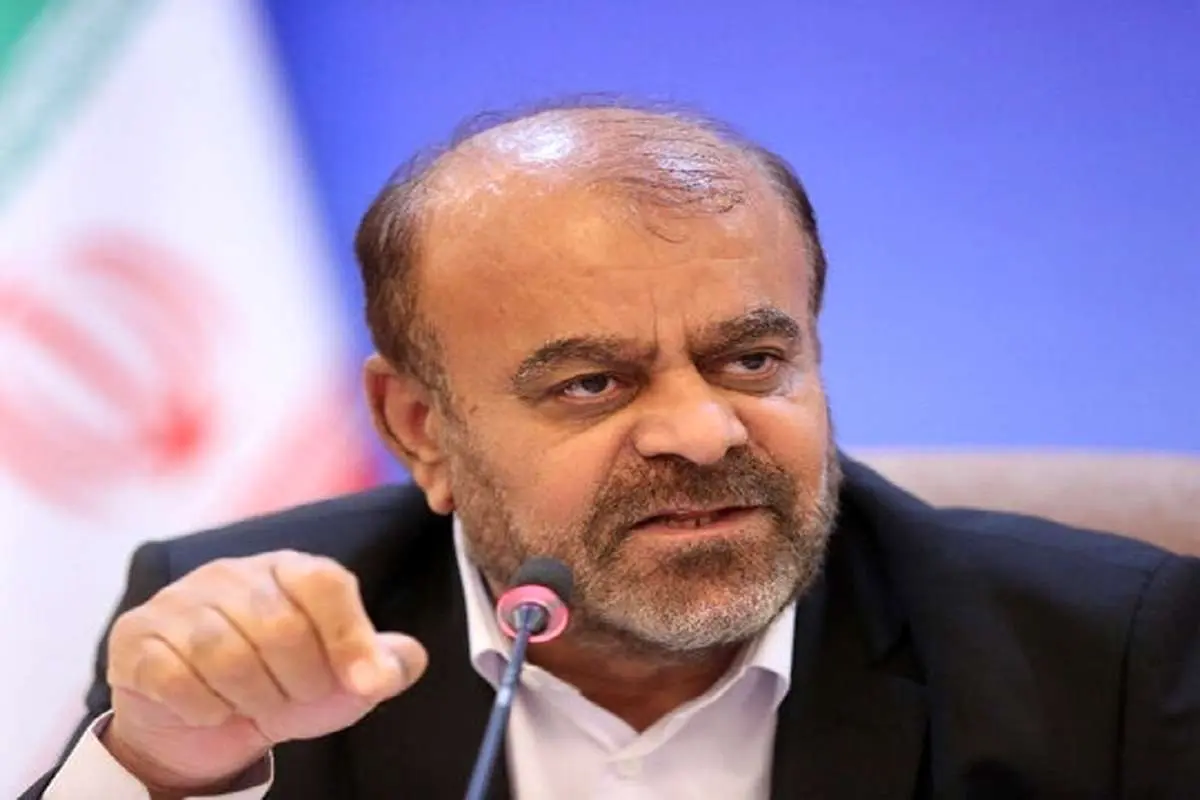 وزیر راه: برخی از زائران بدون گذرنامه وارد کشور عراق شدند