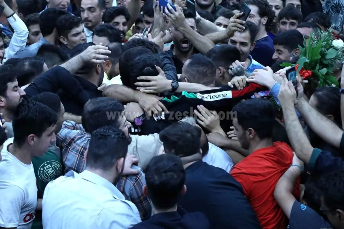 استقبال پرشور مردم از حسن یزدانی و کاروان کشتی آزاد