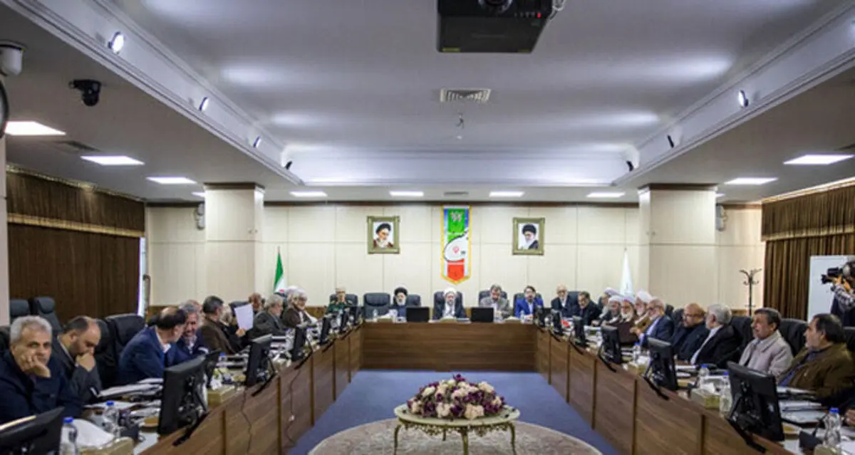 چه کسانی در مجمع تشخیص تغییر کردند؟؛ روحانی و ناطق نیستند
