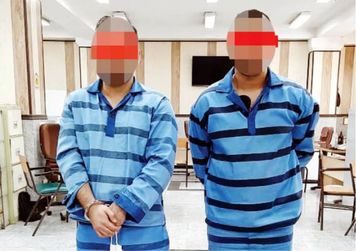 دستگیری ۲ زورگیر در محله نازی‌آباد؛ کشف قمه نیم‌متری از متهمان