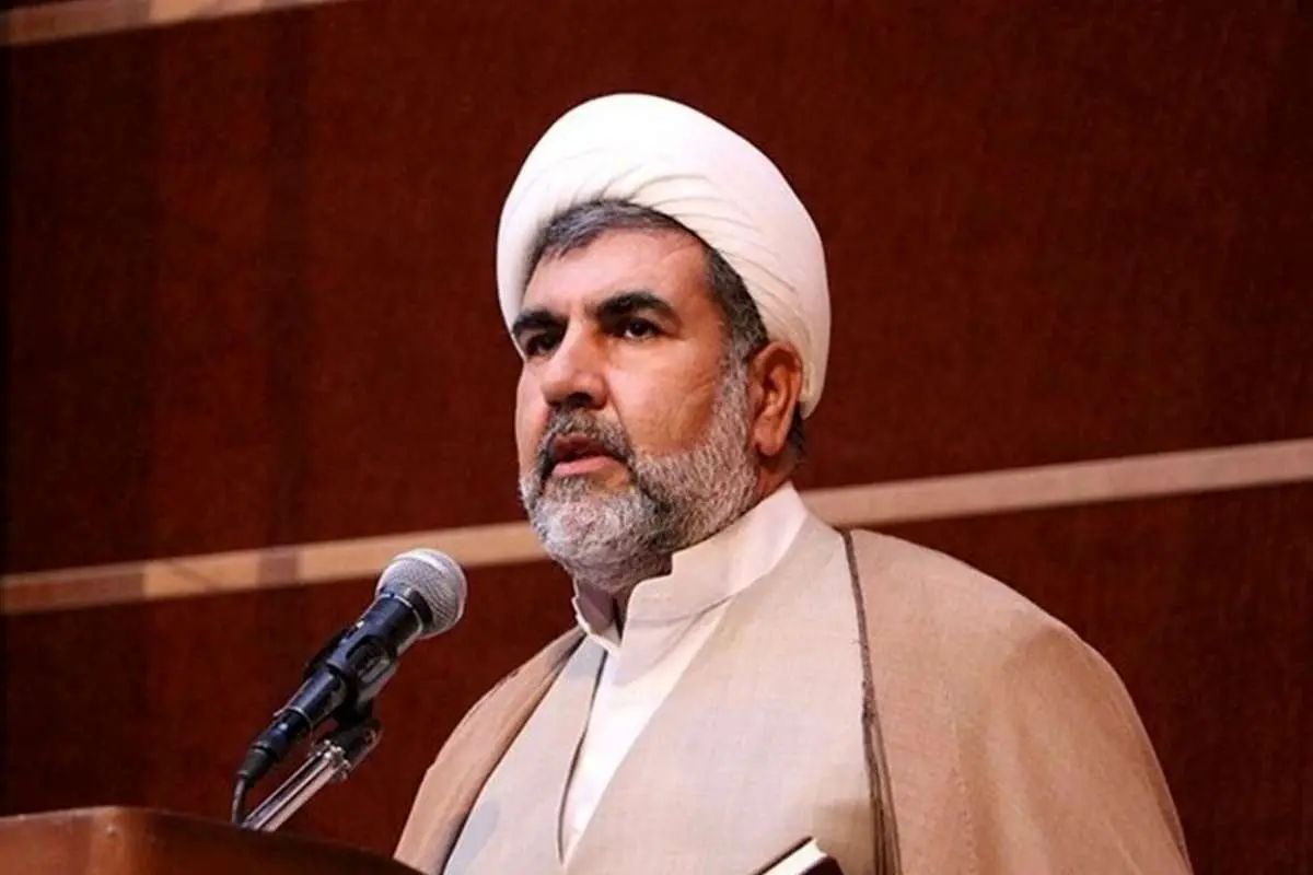 «نمیتوانیم به پلیس بگوییم با افراد بیحجاب برخورد نکند»