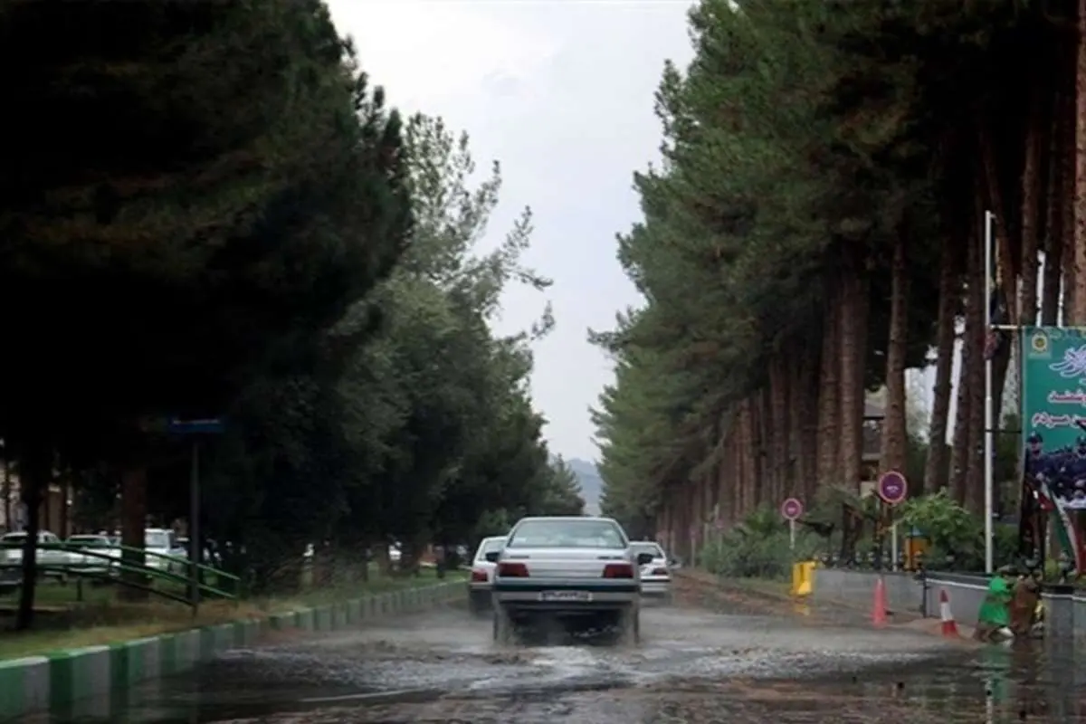 وضعیت آب و هوا امروز جمعه ۵ مهر ۱۴۰۱؛ تداوم فعالیت سامانه بارشی در برخی استان‌ها