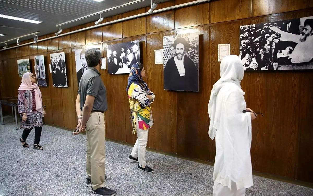 (تصاویر) بازدید جمعی از گردشگران خارجی از جماران‎‎