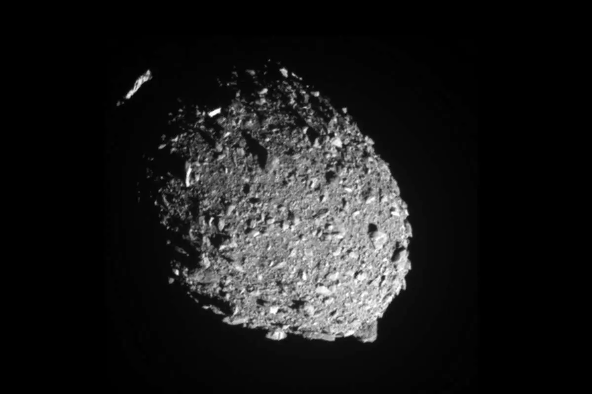 برخورد فضاپیمای DART ناسا با سیارک از نگاه تلسکوپ‌های زمینی