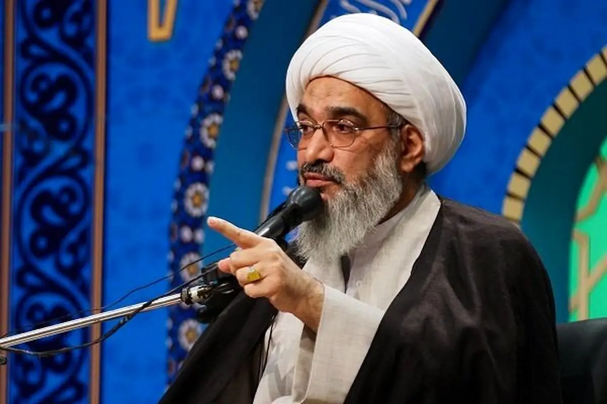 امام جمعه بوشهر: دشمن به دنبال سوریه‌ای کردن ایران است