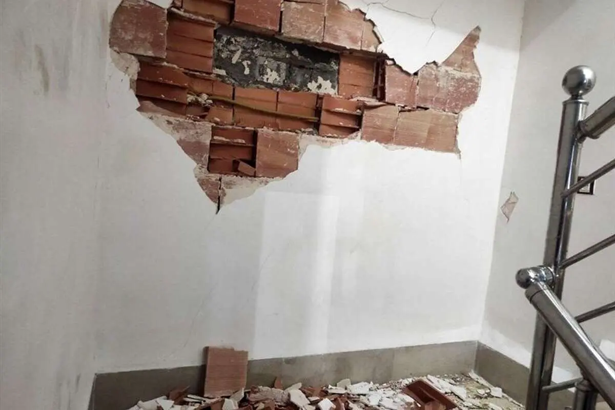 خسارت ۱۰ تا ۵۰ درصدی منازل مسکونی خوی بر اثر زلزله