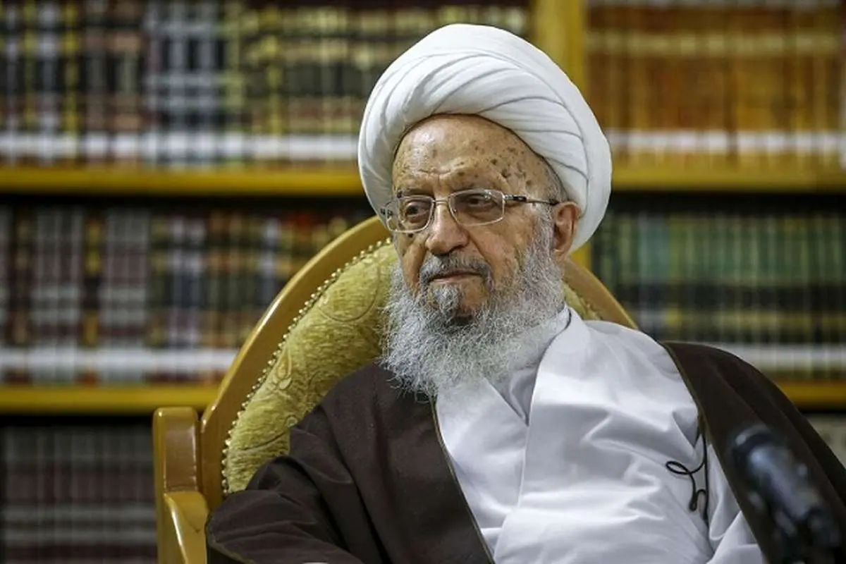 واکنش آیتالله مکارم به گزارش نیروی انتظامی درباره مرگ مهسا امینی