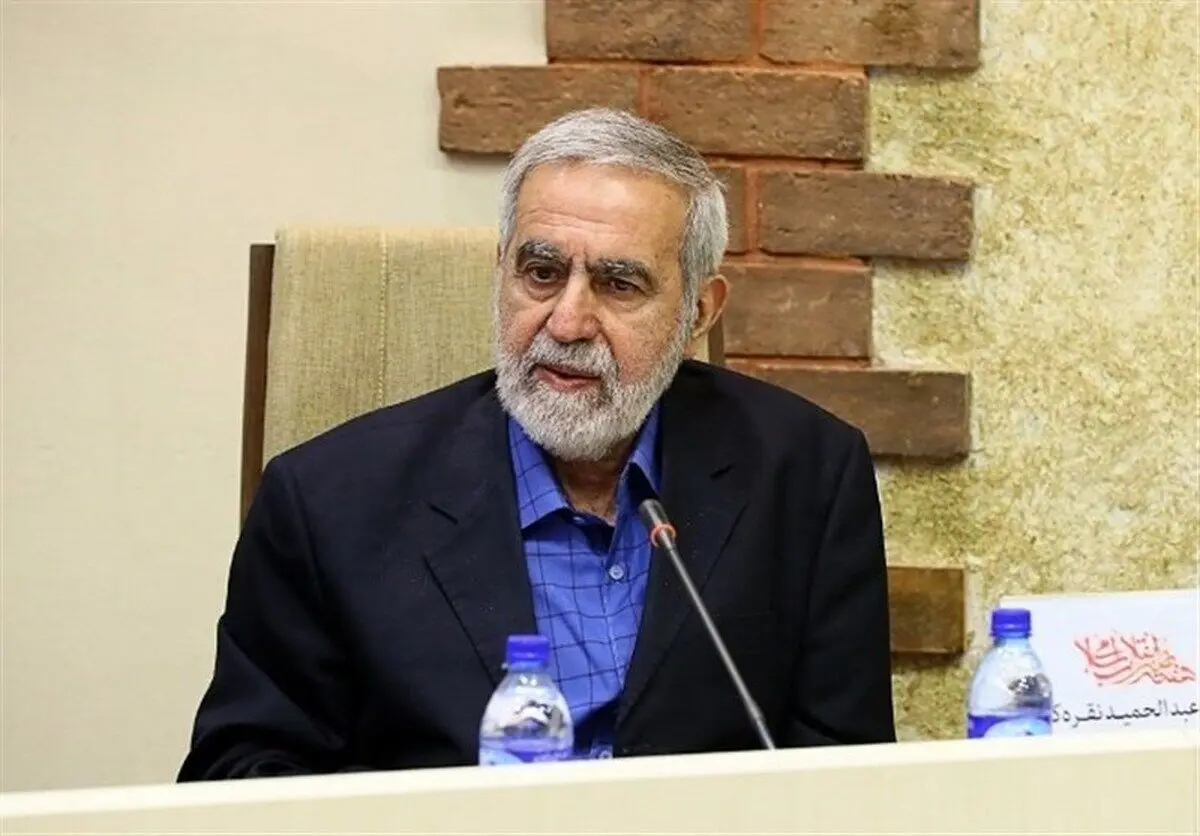 «نباید فقط بخاطر علم یک استاد او را به دانشگاه دعوت کنیم»