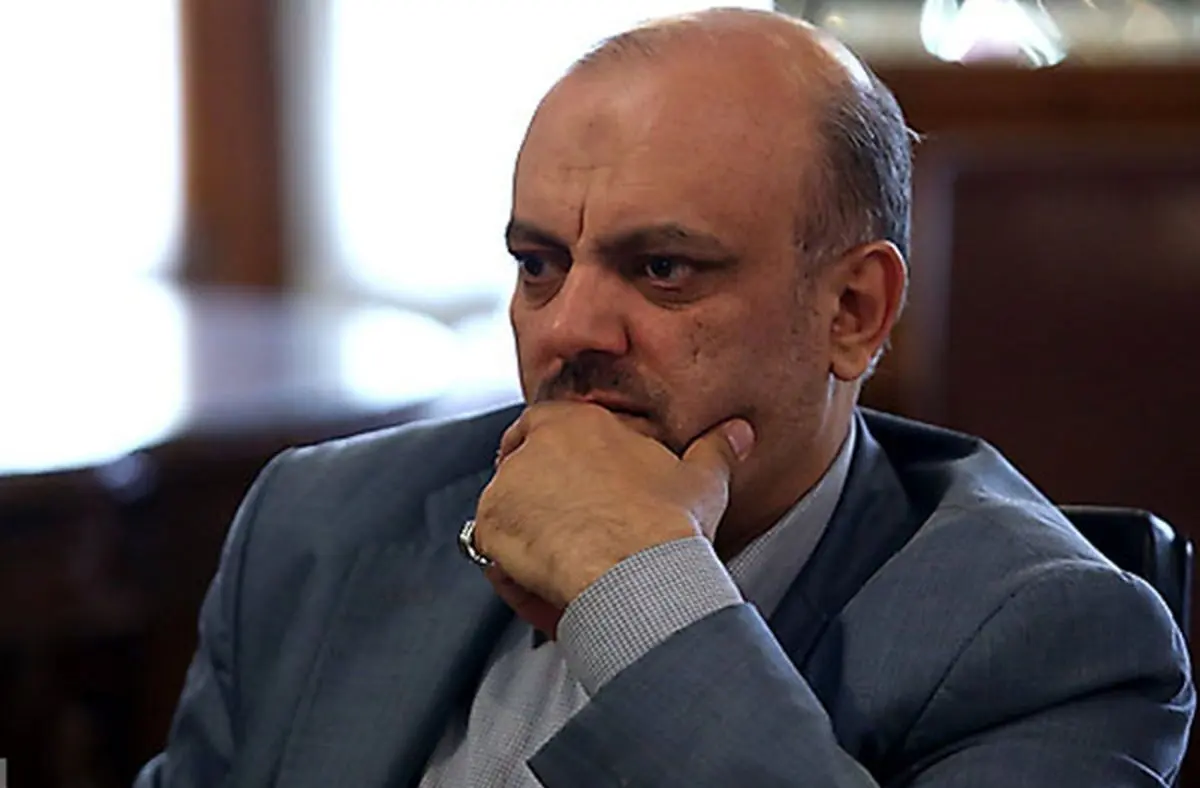 «نباید اجازه داد انگلیسی‌ها در موضوعاتی مانند حجاب تعیین تکلیف کنند»