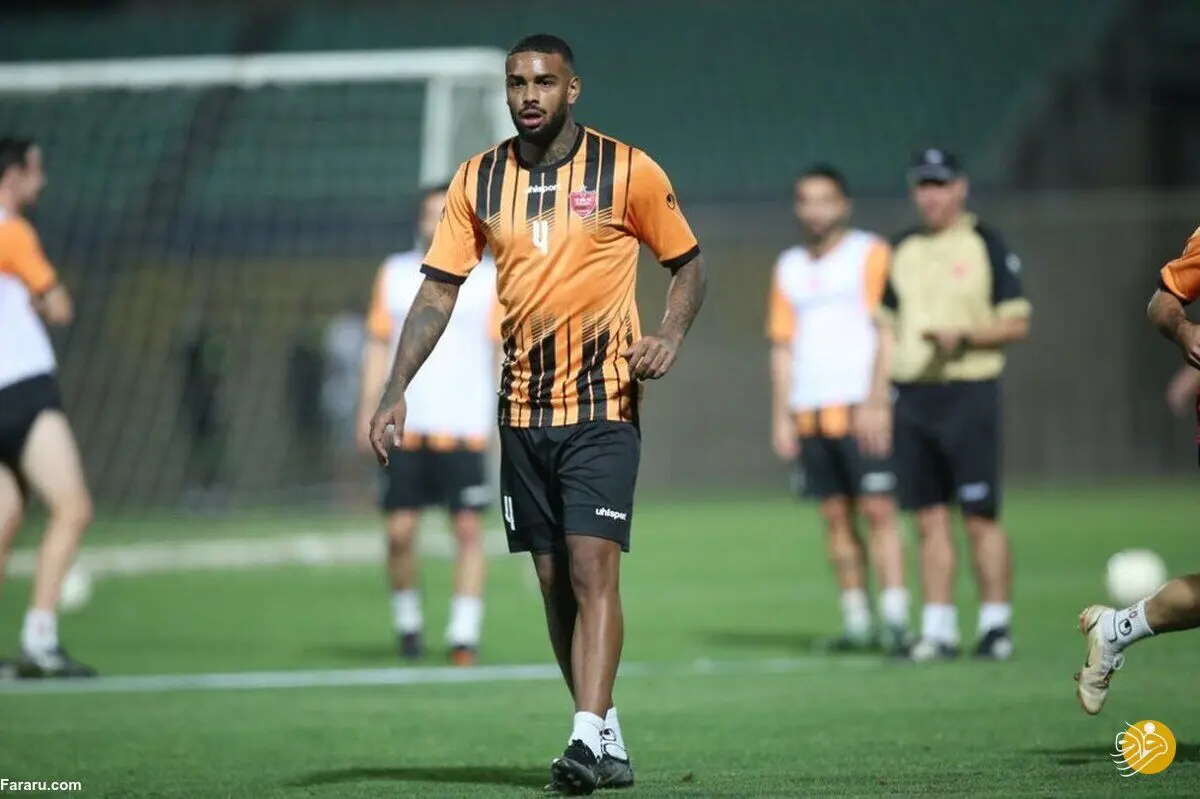 لرزه به تن پرسپولیس؛ لوکادیا می‌تواند فسخ کند؟