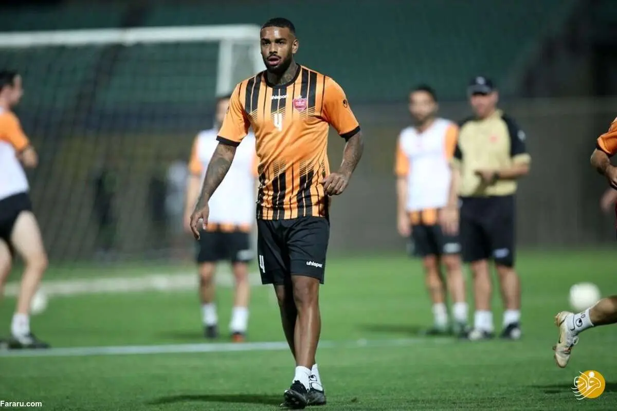لرزه به تن پرسپولیس؛ لوکادیا میتواند فسخ کند؟