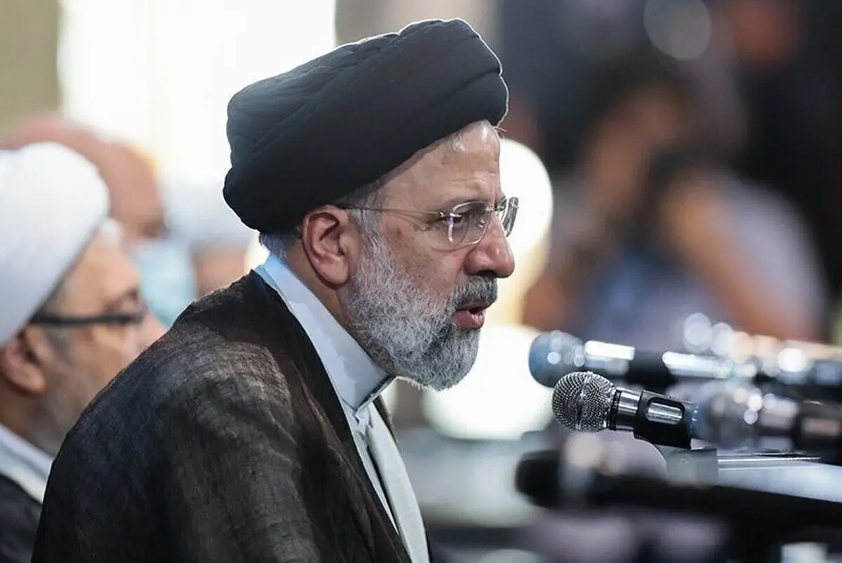 زهرا عظیمی: رئیسی بی‌سر و صدا به الزهرا رفت