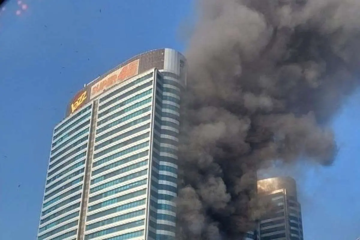 (ویدئو) آتشسوزی در مهمترین مرکز تجاری اسلام آباد