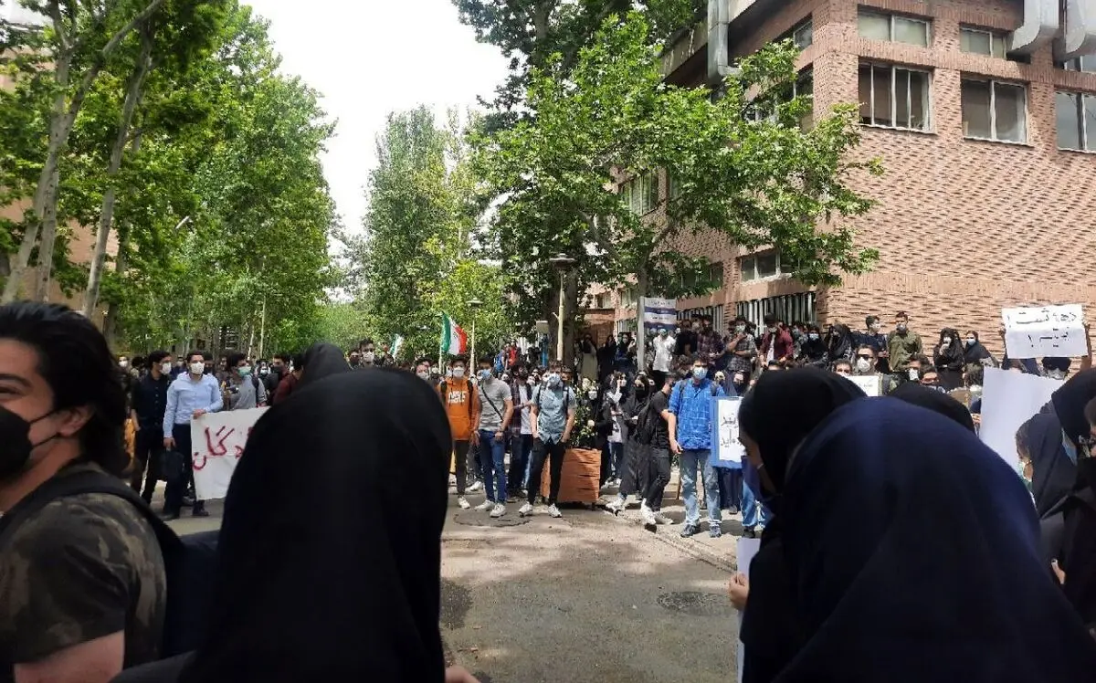 ۱۵ نفر از دانشجویان دانشگاه علامه آزاد شدند