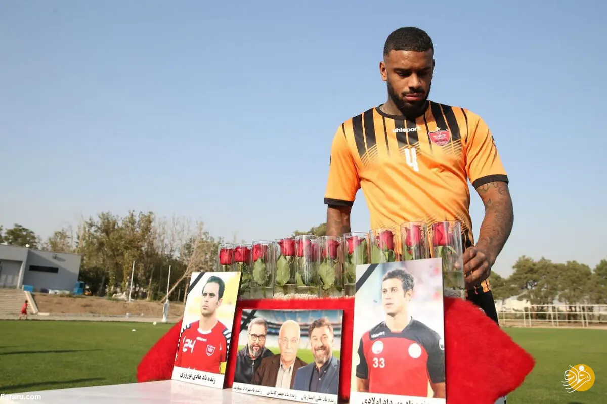(عکس) ادای احترام پرسپولیسی‌ها به درگذشتگان