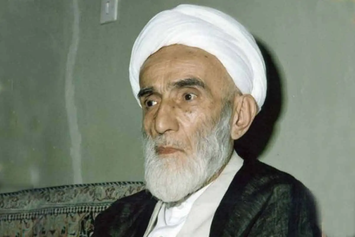 برخورد مرحوم حجت‌الاسلام فلسفی با فردی که برای حجاب به یک زن تذکر داد و آن زن چادرش را برداشت