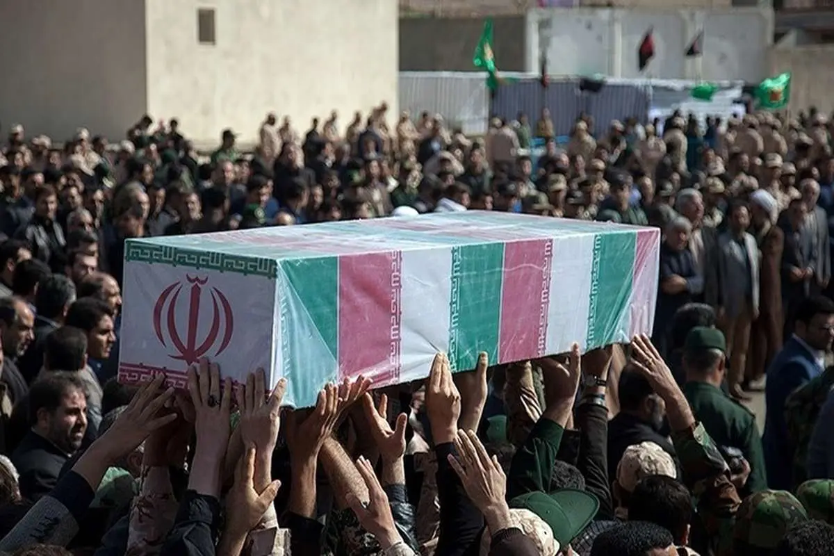 تسنیم: دو بسیجی مدافع امنیت در قشم و قم به شهادت رسیدند