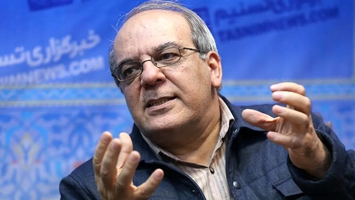 عباس عبدی:  آن‌ها که در خیابانند، در همین نظام آموزش دیده‌اند