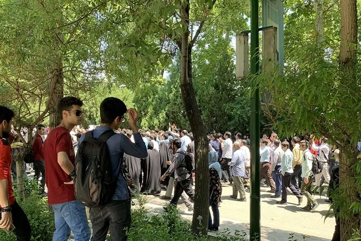 جمهوری اسلامی: برفرض که جوانهای در خیابان را زدیم و بستیم، آیا چاره کار این است؟