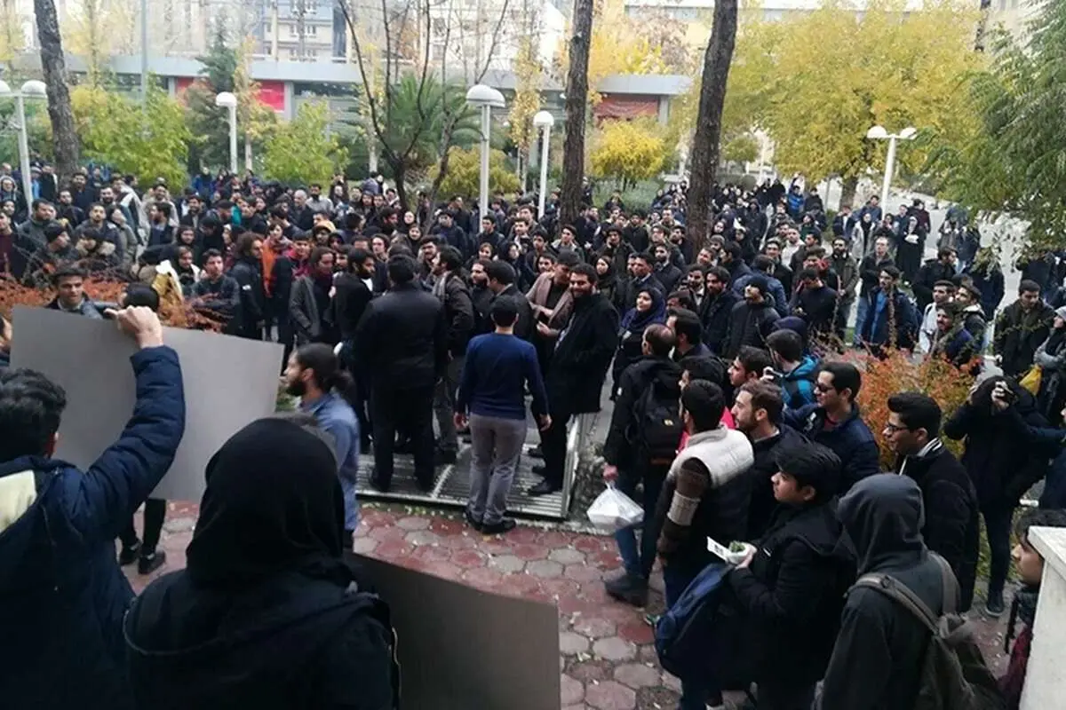 روزنامه اطلاعات خطاب به مسئولان: حرفهای دانشجویان را شنیدید؟