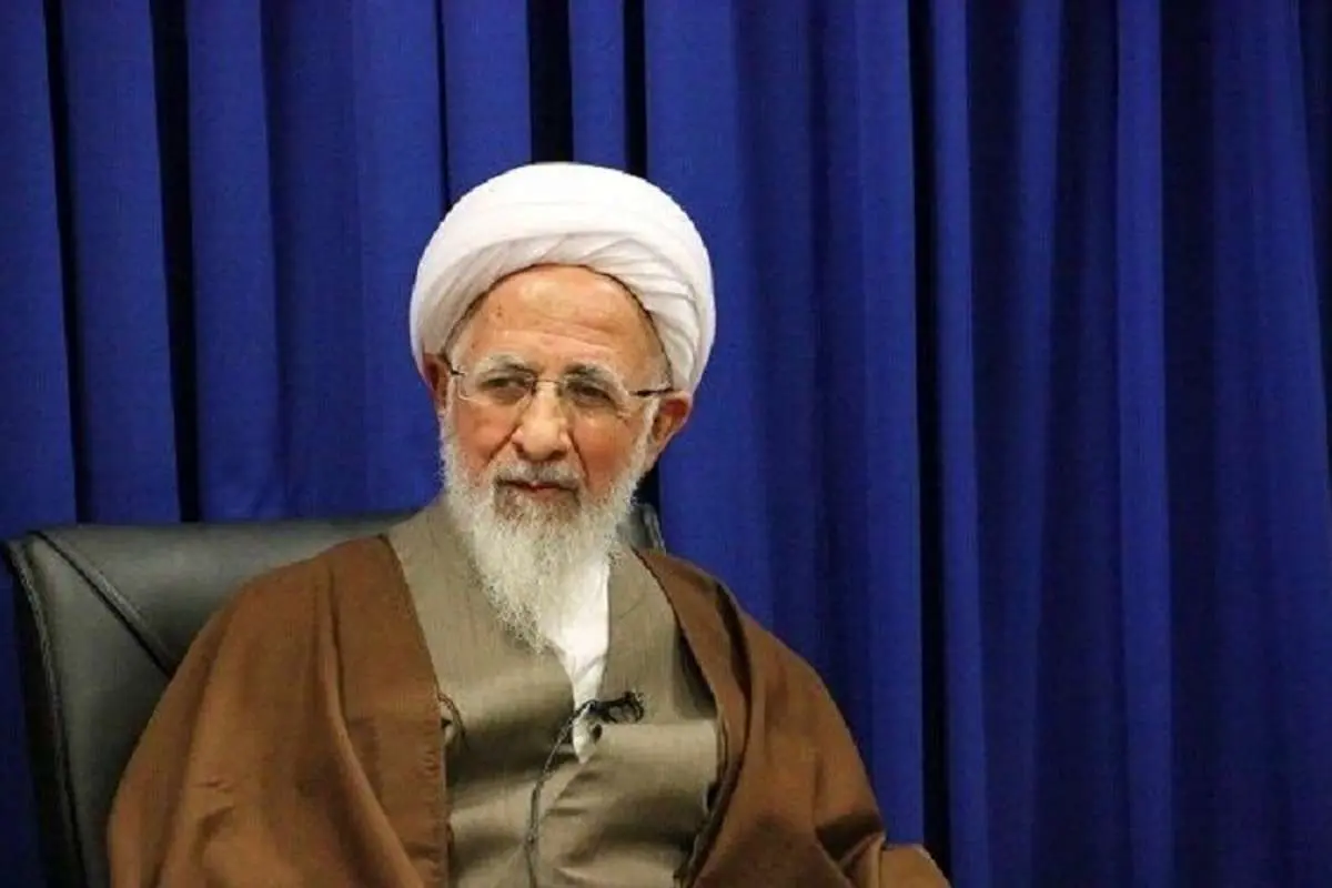 آیتالله جوادی آملی: هیچ تازیانهای دردناکتر از فقر نیست؛ امروز این تازیانه پشت مردم را زخم کرده است