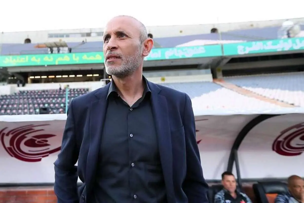 (عکس) شکار لحظهها: استرس سرمربی پرسپولیس!