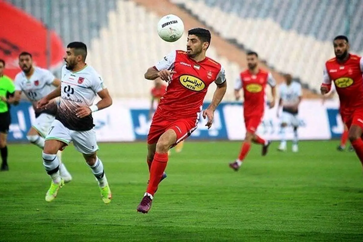 دو اشتباه بزرگ داور در بازی پرسپولیس - مس