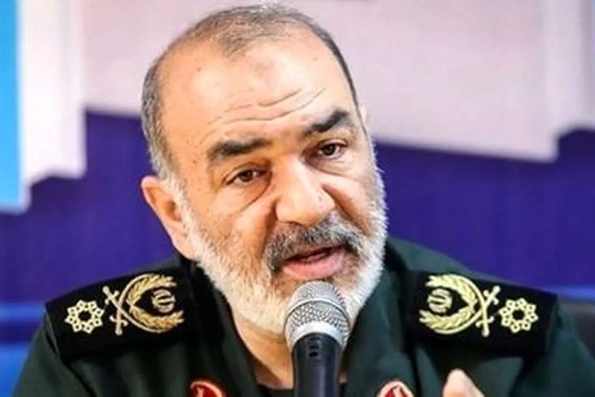 فرمانده سپاه: برداشتن روسری آغازی برای انتهای نابود کردن انسان است