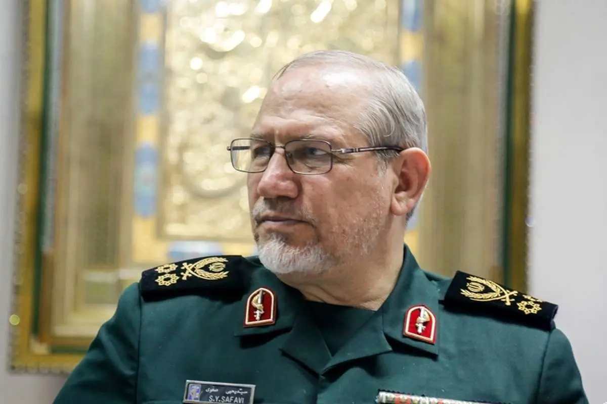 سردار صفوی: ٢٢ کشور تقاضای خرید هواپیمای بدون سرنشین را از ایران دارند
