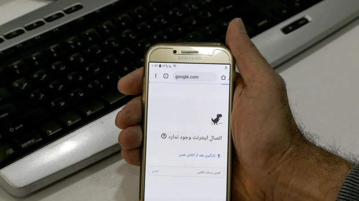 حمله «کیهان» به روزنامه جمهوری اسلامی