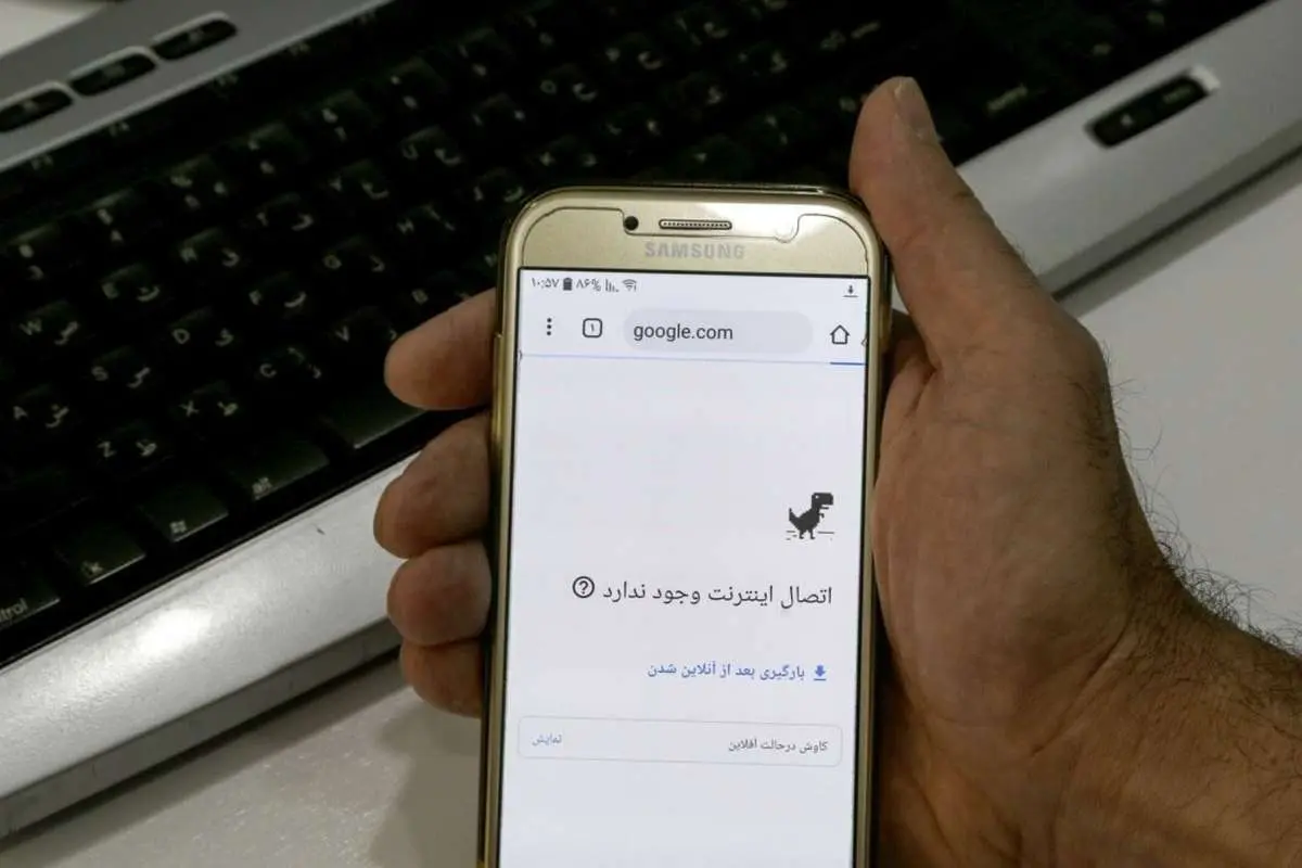 حمله «کیهان» به روزنامه جمهوری اسلامی