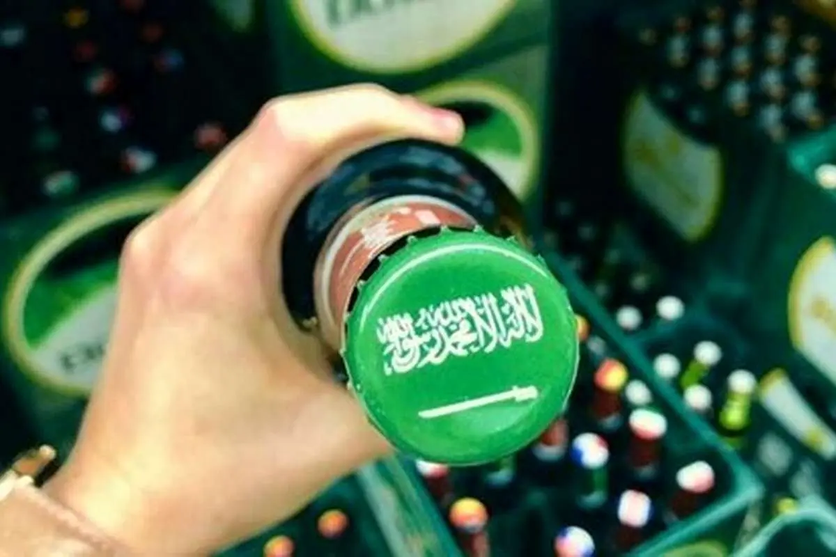 عربستان فروش مشروبات الکلی را در برخی فرودگاهها آزاد میکند