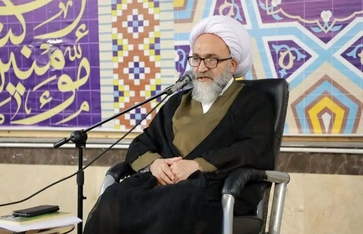 عضو خبرگان رهبری: مطالبات اغتشاشگران از روی شکم‌های سیر است