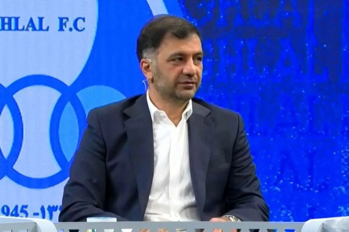 آجورلو دلیل برکناری خود را بهتر می‌داند