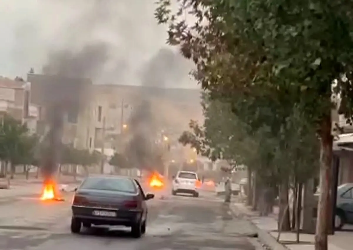 «در تجمع بانه ۲ مامور زخمی شدند که وضعیت آنان وخیم است»