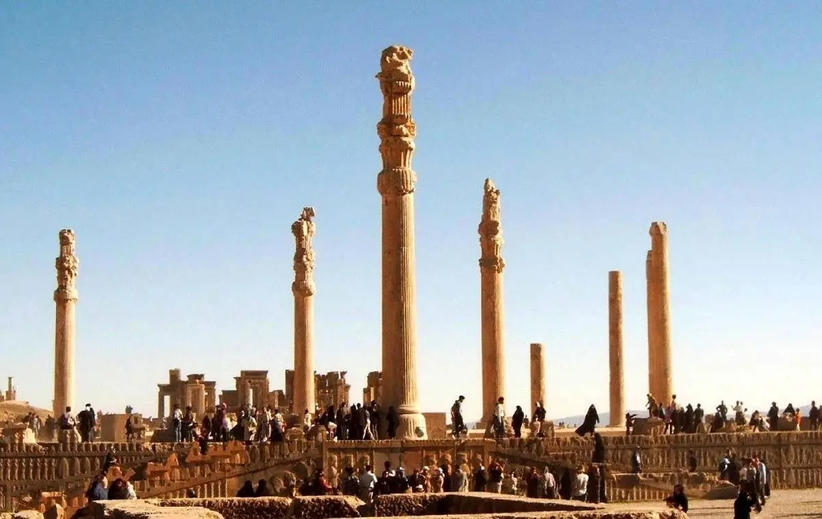 پاسارگاد و تخت جمشید از ۵ تا ٧ آبان تعطیل شدند