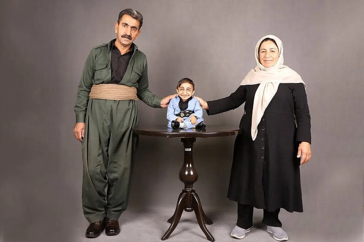 (تصاویر) مرد ۶/۵ کیلویی ایران؛ حرف‌های خاص جوان ۶۴ سانتی‌متری