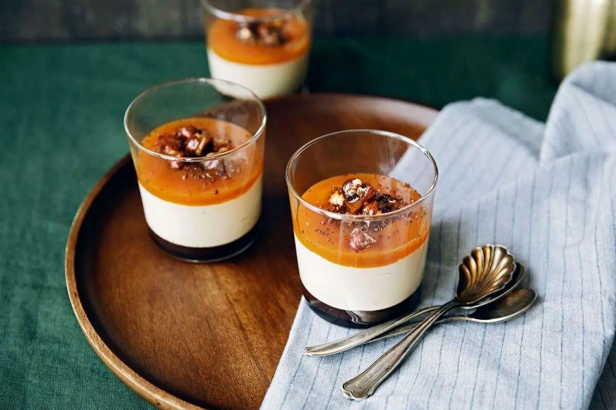 طرز تهیه محلبی کاراملی، دسری لطیف و خوشمزه