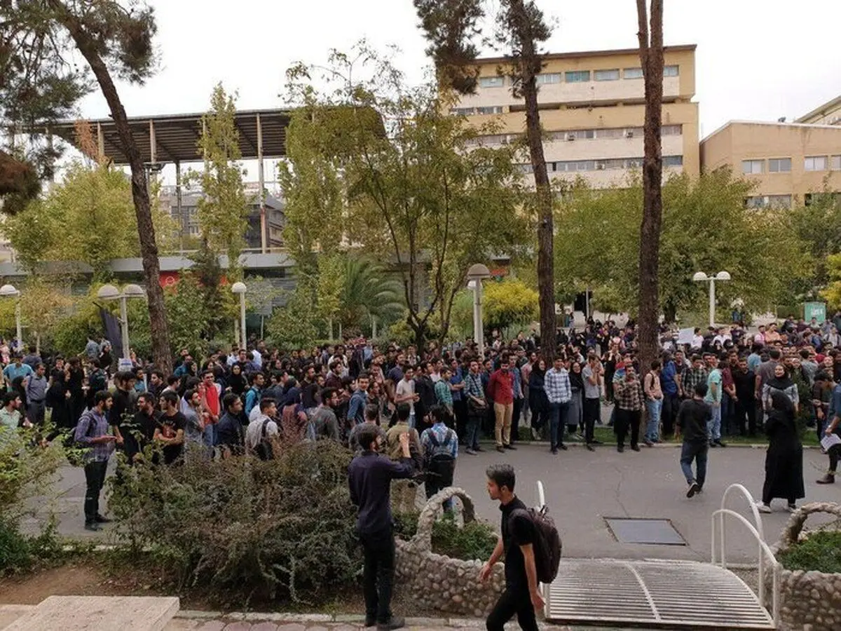 روزنامه ایران: می‌خواهند حیثیت دانشگاه را زیر سوال ببرند