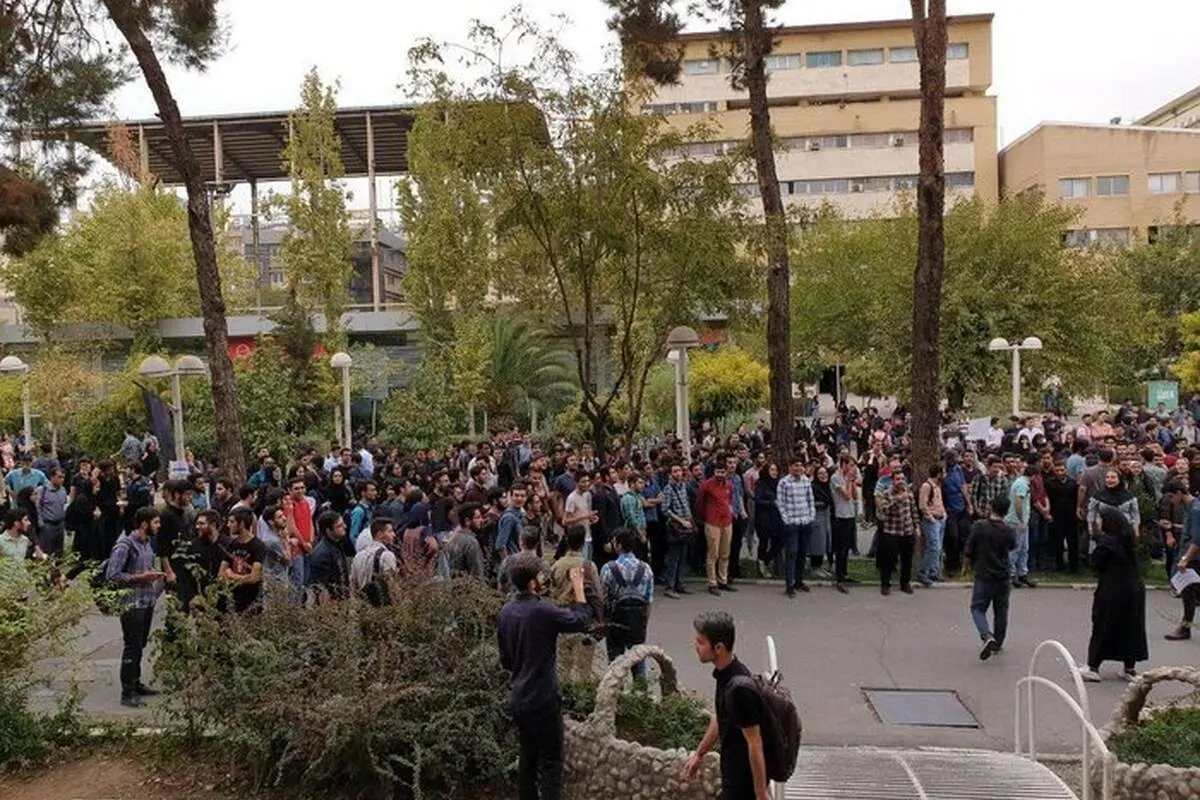 روزنامه ایران: میخواهند حیثیت دانشگاه را زیر سوال ببرند