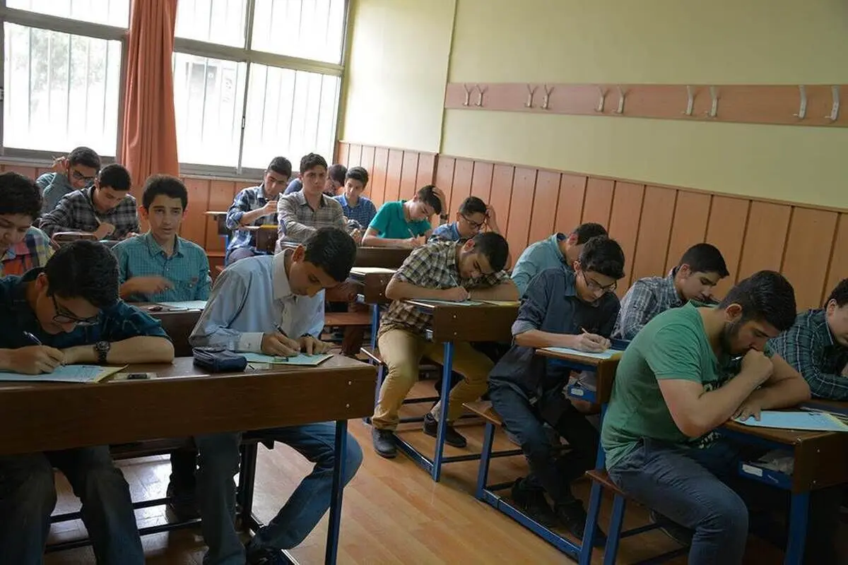 هشدار درباره «ترک تحصیل» ۳۰ درصد دبیرستانی‌ها