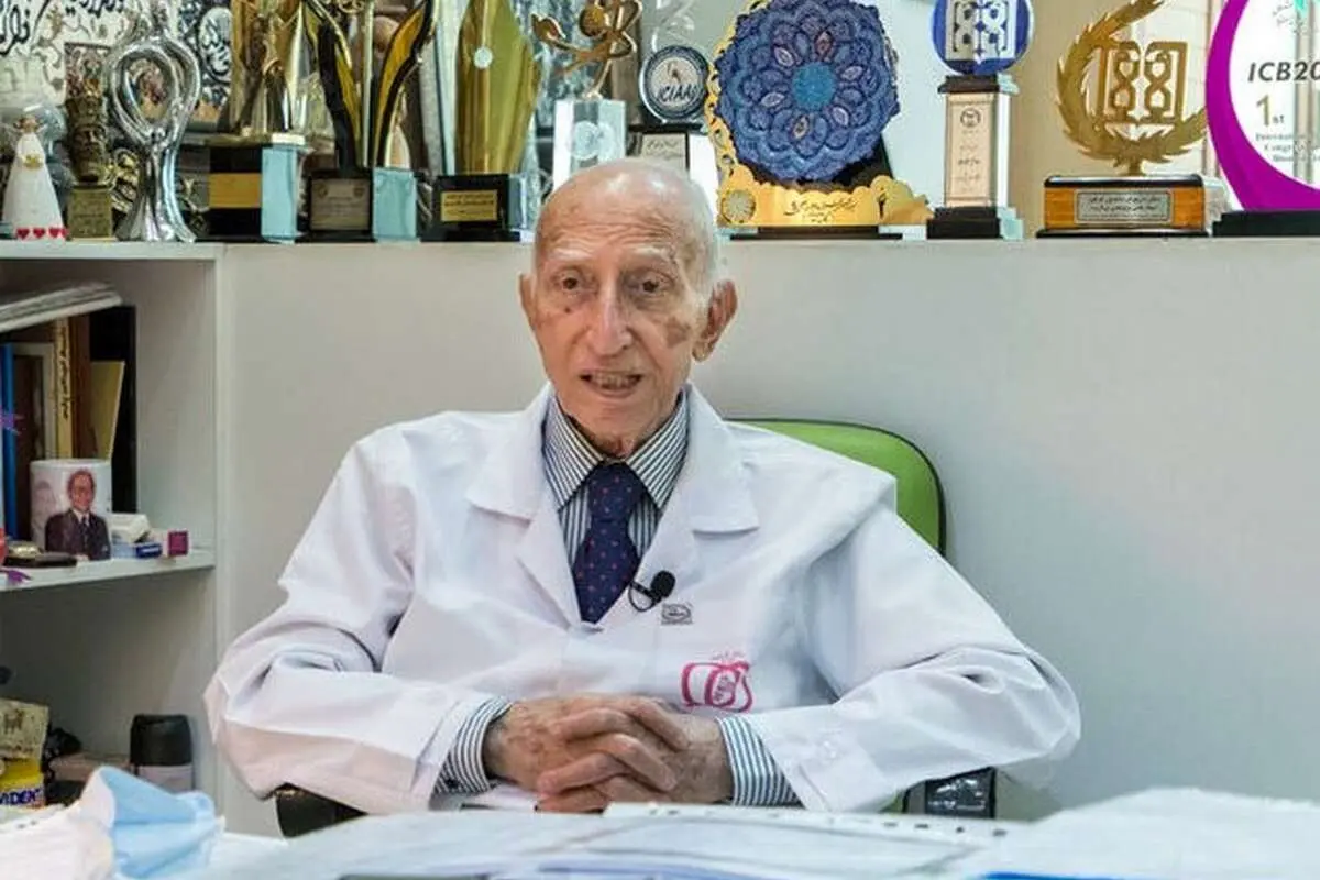 پروفسور فرهود: در سلامتم، ۲۶ ساعت از من سوال و جواب کردند