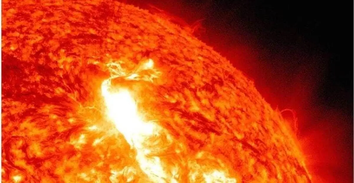 تامین برق از مزارع خورشیدی