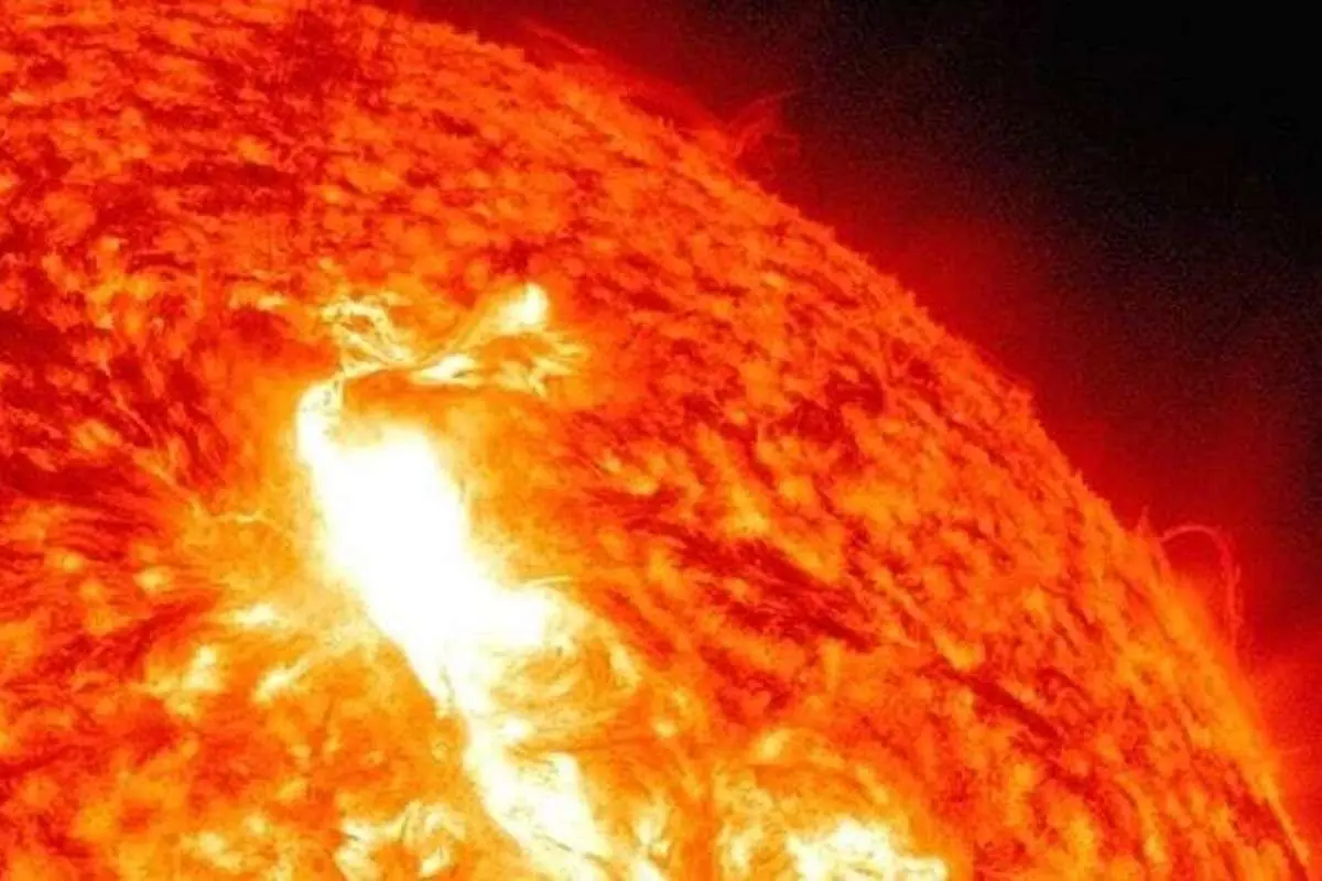 تامین برق از مزارع خورشیدی