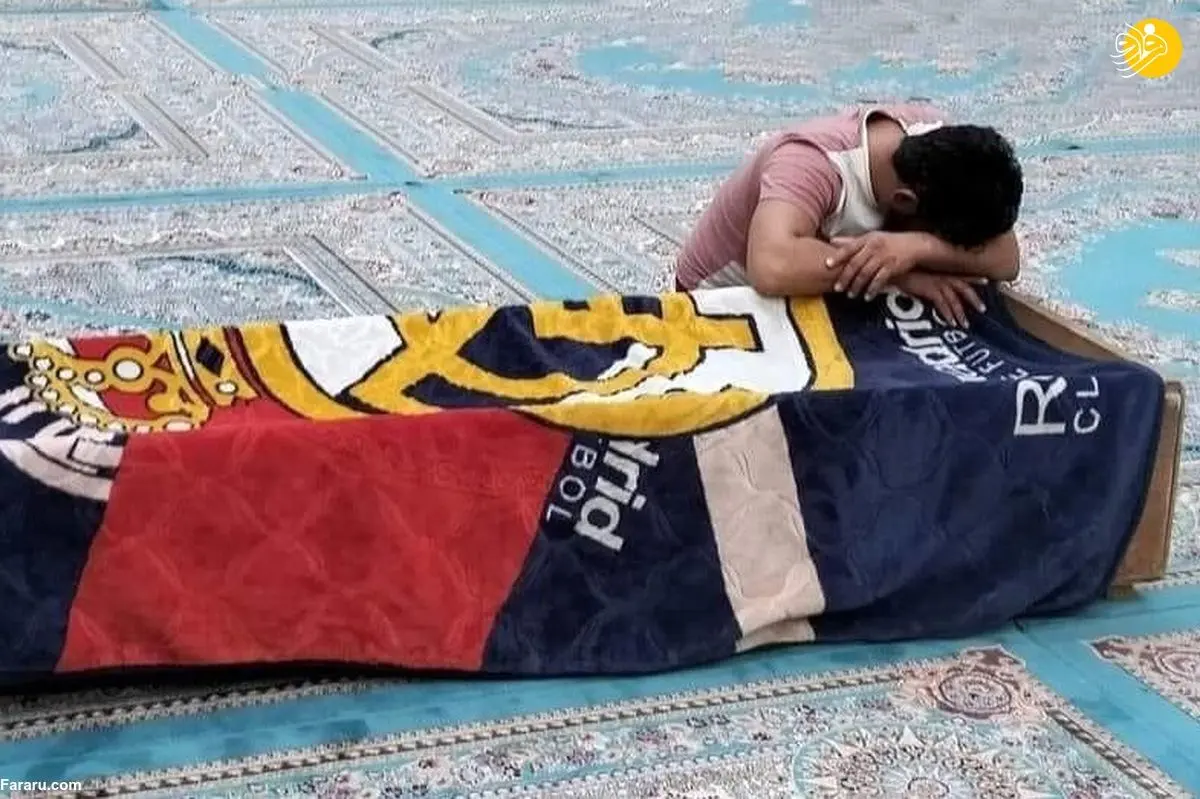 (عکس) پرچم رئال مادرید روی تابوت یک عراقی جنجالی شد!