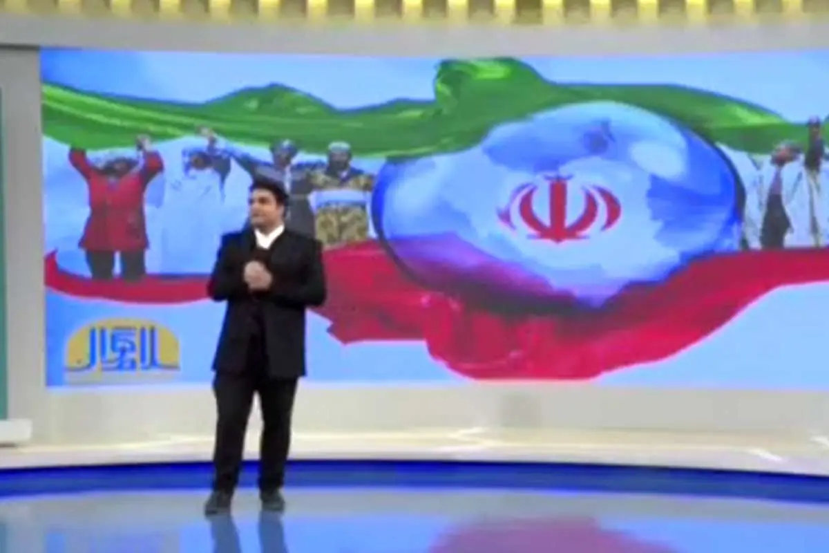 (ویدئو) آبروریزی یک خواننده روی آنتن زنده صداوسیما